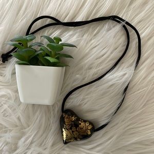 Sandra Pailet Vintage Necklace Porcelain Heart Handpainted Gold Roses 1970/80s